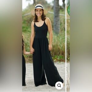 Chic Black Sleeveless Jumpsuit